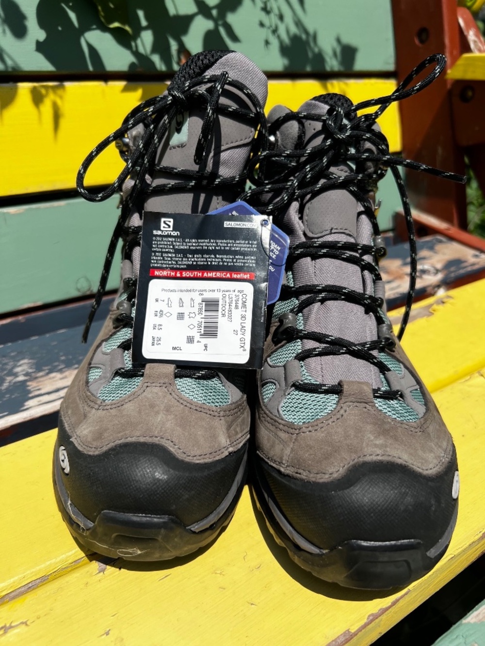 Women's 8.5 Hiking Boots by Salomon Comet NWT
